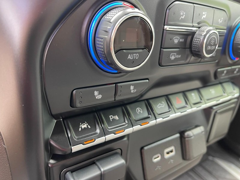 Chevrolet Silverado 1500 Vehicle Image 32