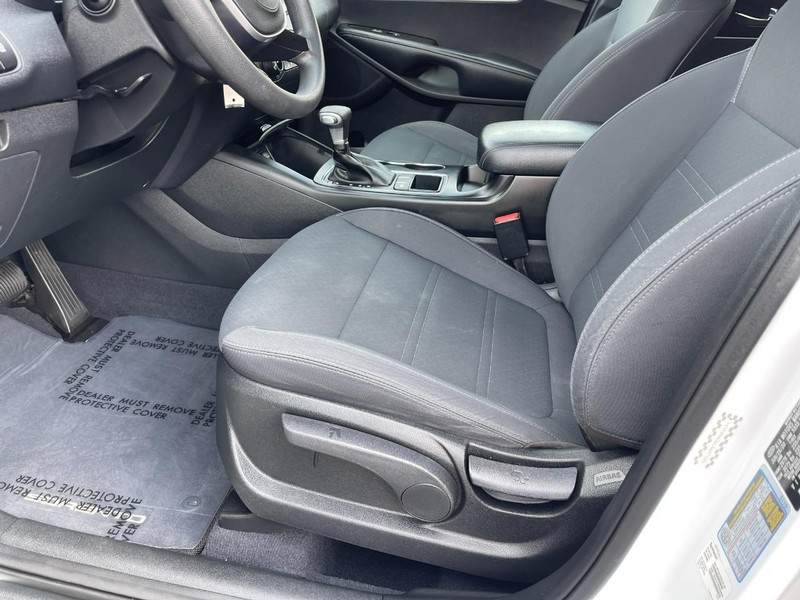 Kia Sorento Vehicle Image 19