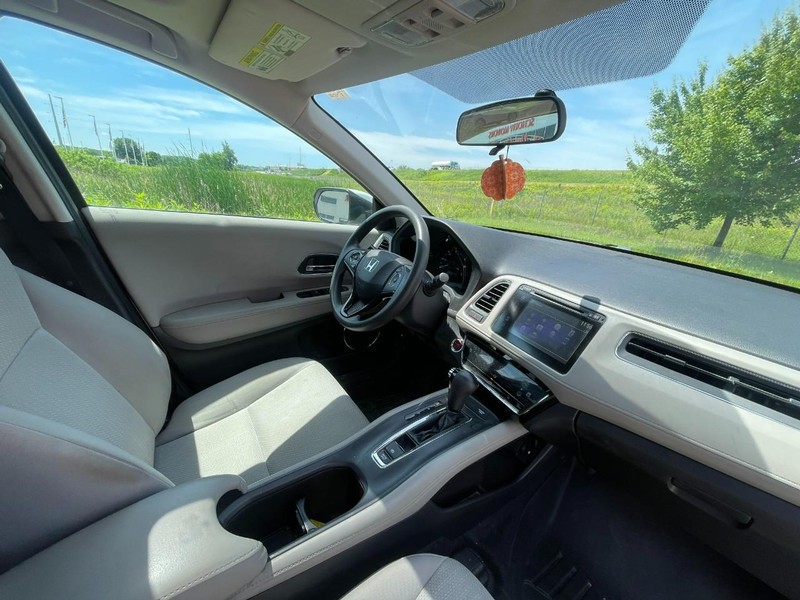 Honda HR-V Vehicle Image 05