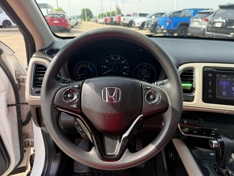 Honda HR-V Vehicle Image 12