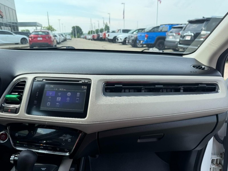Honda HR-V Vehicle Image 26