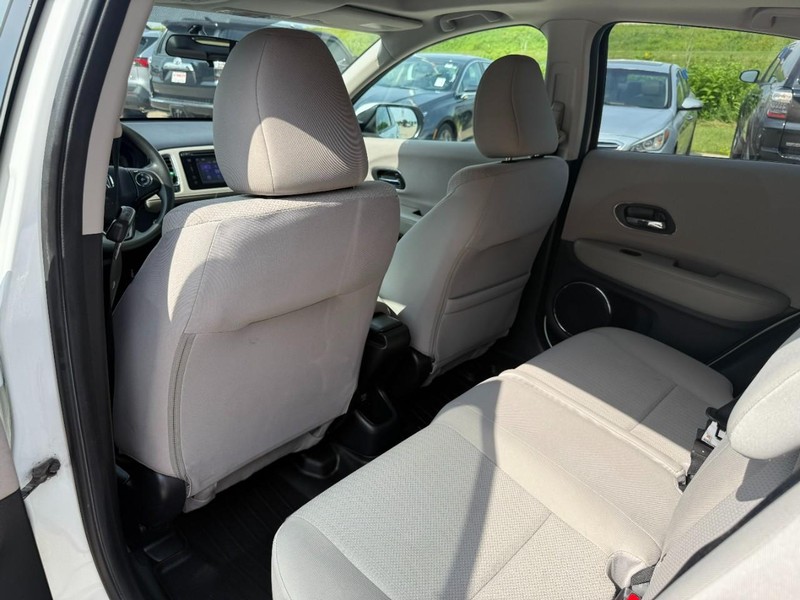 Honda HR-V Vehicle Image 31