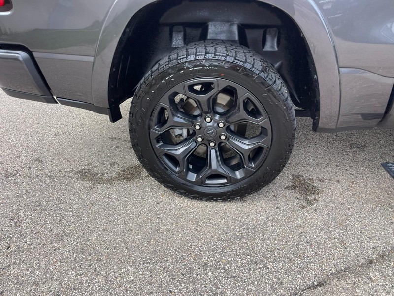 Ram 1500 Vehicle Image 10