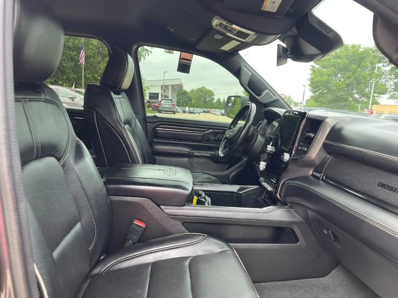 Ram 1500 Vehicle Image 14