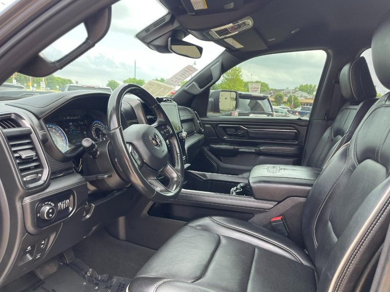 Ram 1500 Vehicle Image 23