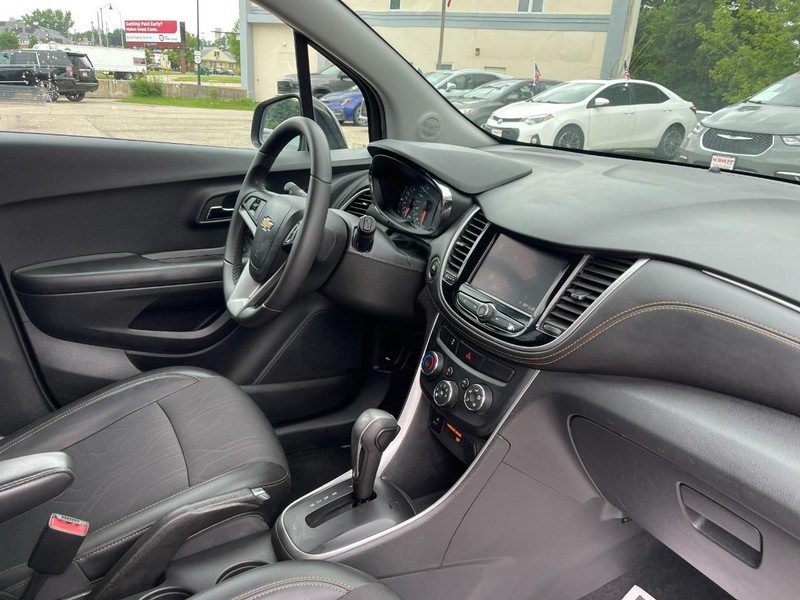 Chevrolet Trax Vehicle Image 09