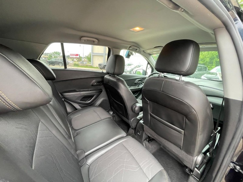 Chevrolet Trax Vehicle Image 14