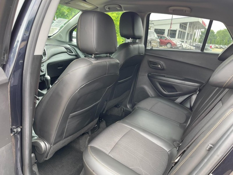 Chevrolet Trax Vehicle Image 16
