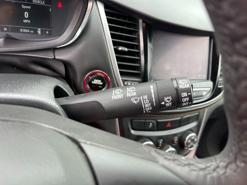 Chevrolet Trax Vehicle Image 24