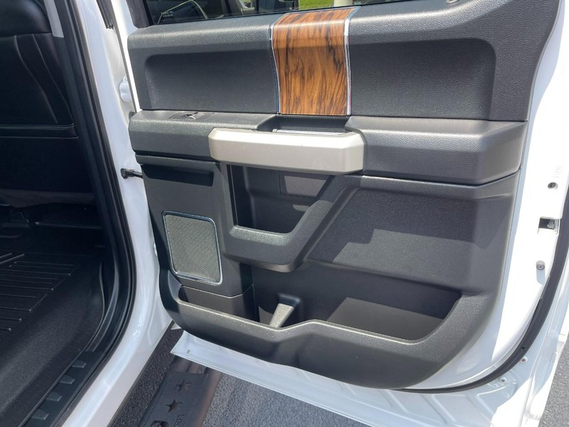 Ford F-150 Vehicle Image 16