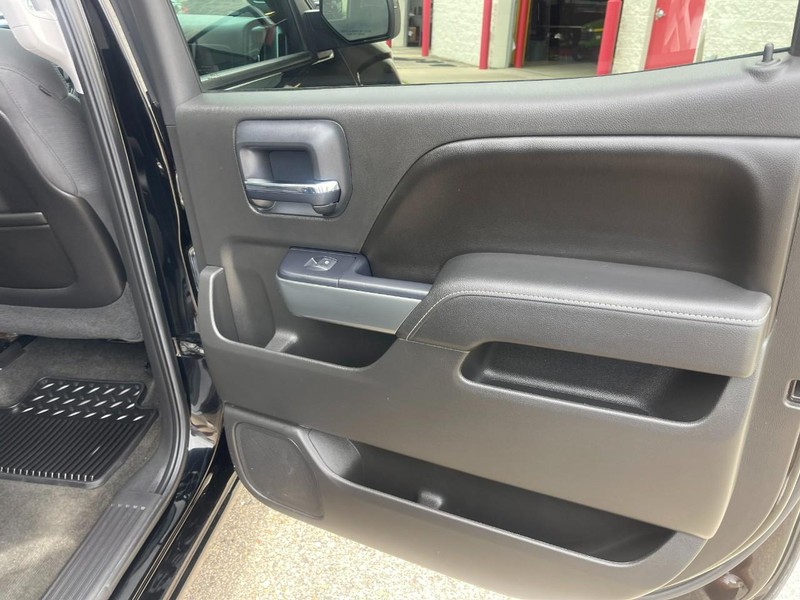 Chevrolet Silverado 1500 Vehicle Image 15