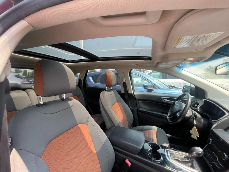 Ford Edge Vehicle Image 03
