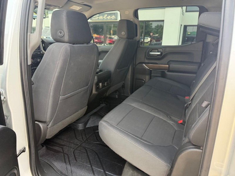 Chevrolet Silverado 1500 Vehicle Image 12