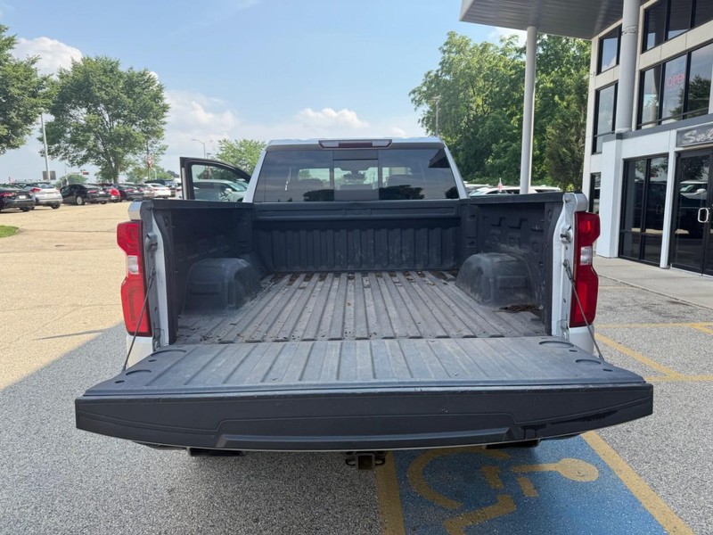 Chevrolet Silverado 1500 Vehicle Image 13