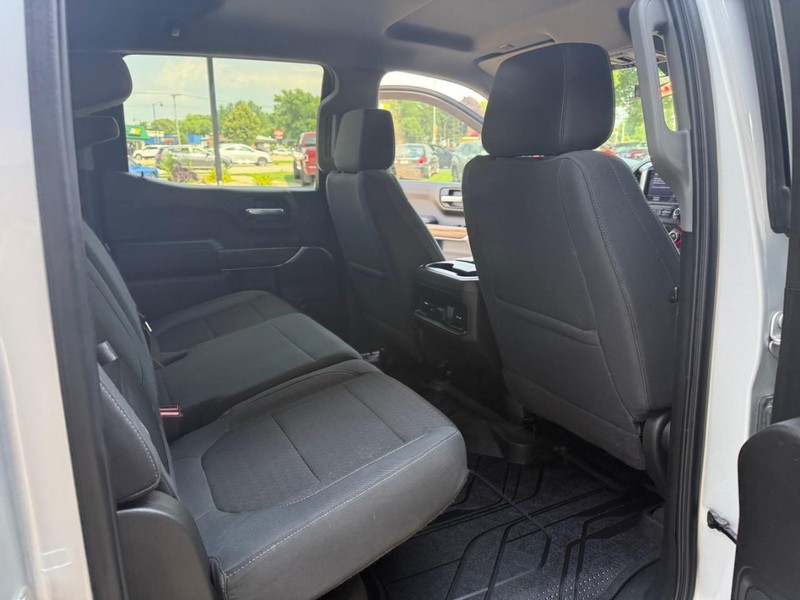 Chevrolet Silverado 1500 Vehicle Image 15
