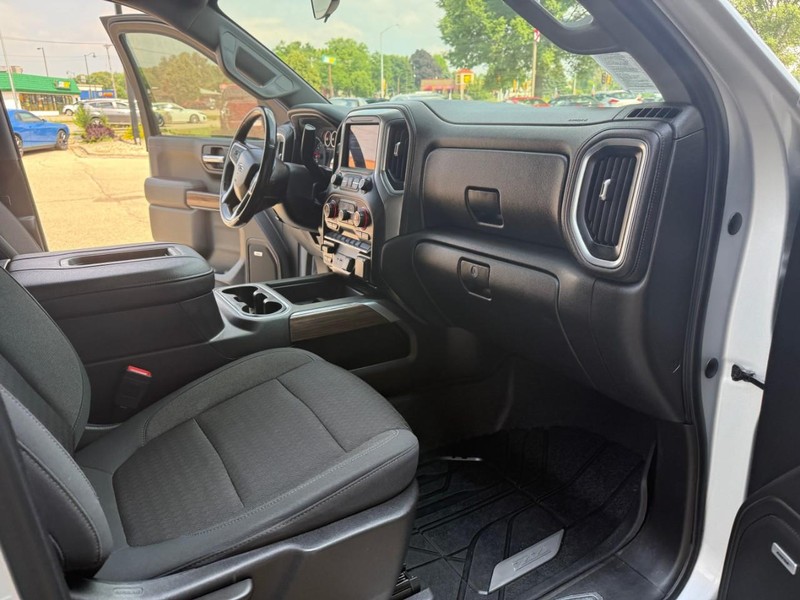 Chevrolet Silverado 1500 Vehicle Image 17
