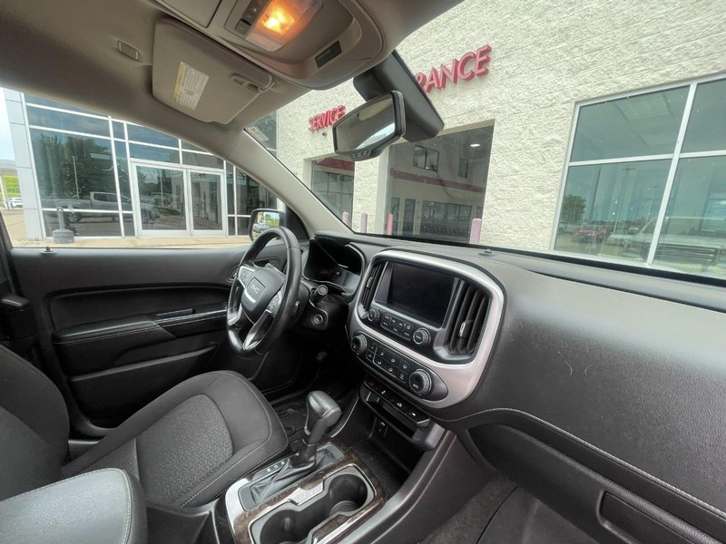 GMC Canyon Vehicle Image 05