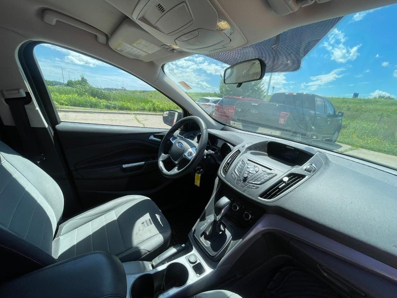Ford Escape Vehicle Image 05
