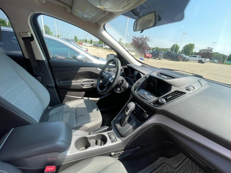 Ford Escape Vehicle Image 05