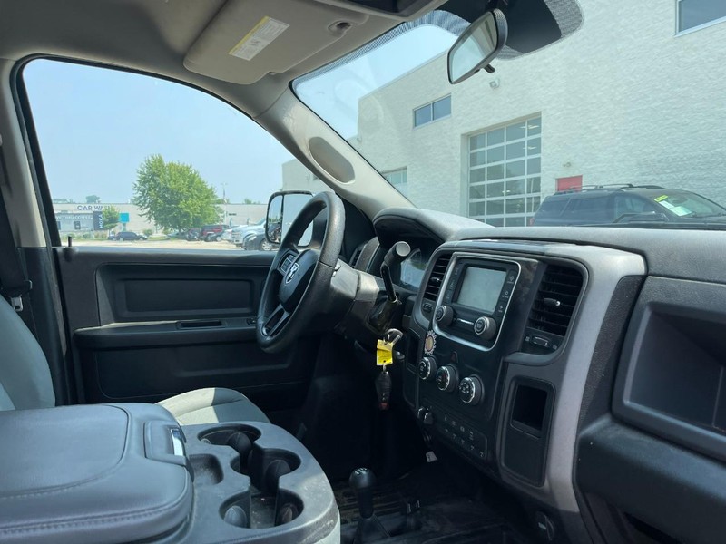 Ram 2500 Vehicle Image 02