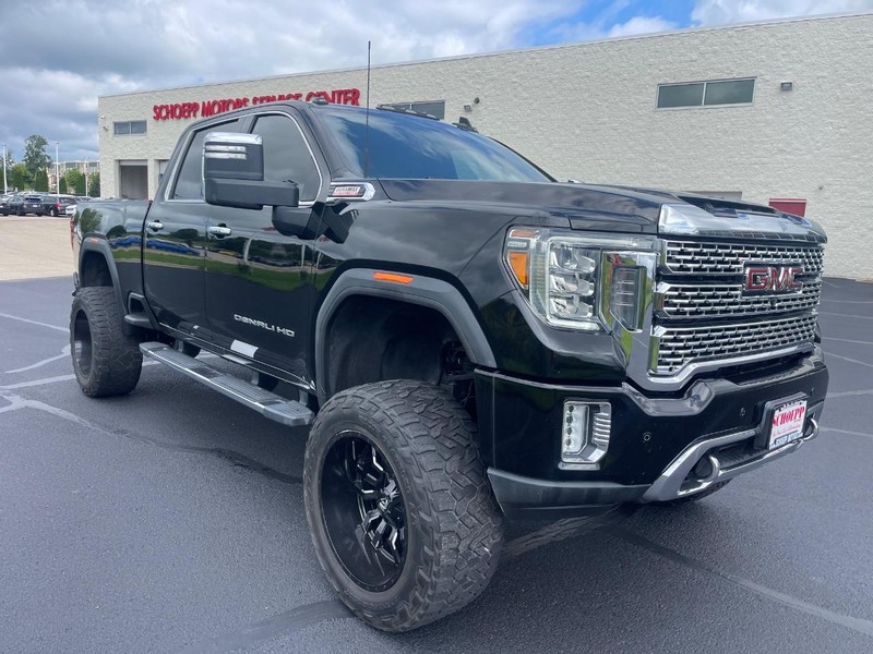 GMC Sierra 2500HD Vehicle Image 02