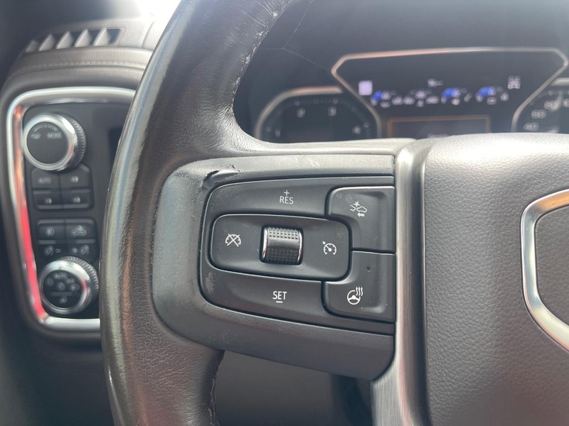 GMC Sierra 2500HD Vehicle Image 24