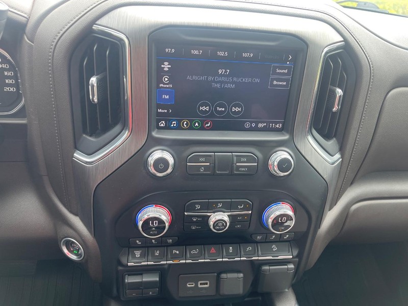 GMC Sierra 2500HD Vehicle Image 27