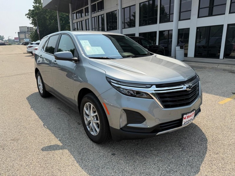 Chevrolet Equinox Vehicle Image 03