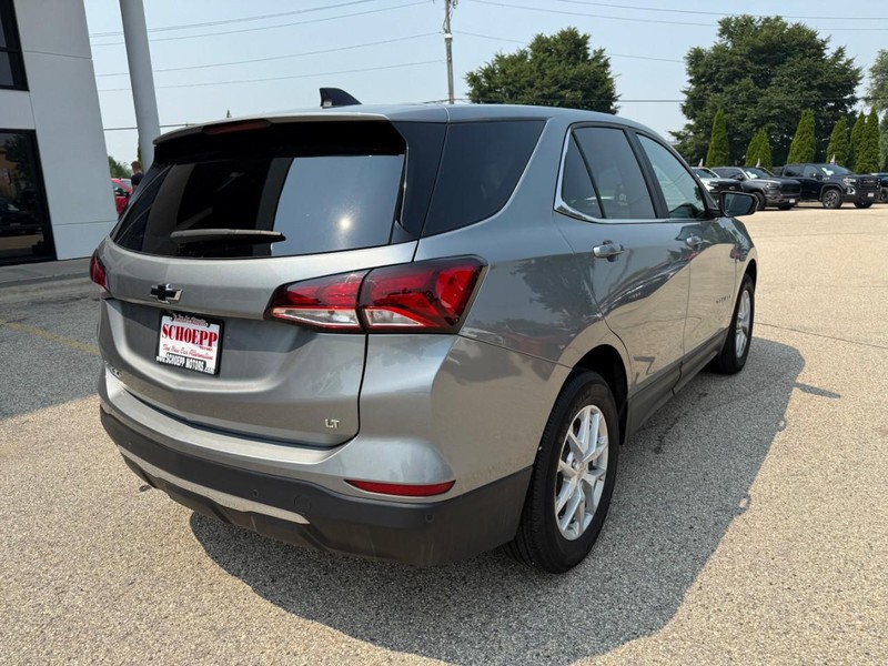 Chevrolet Equinox Vehicle Image 05
