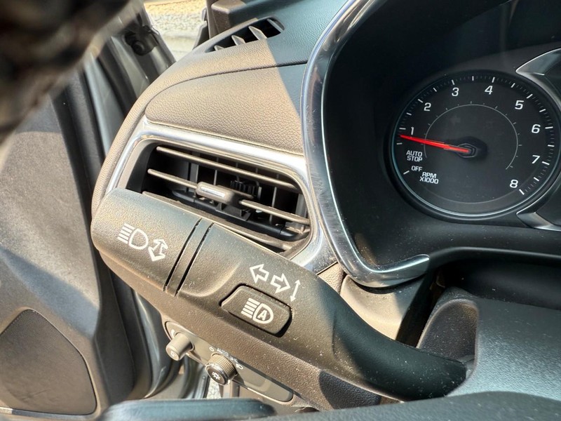 Chevrolet Equinox Vehicle Image 23