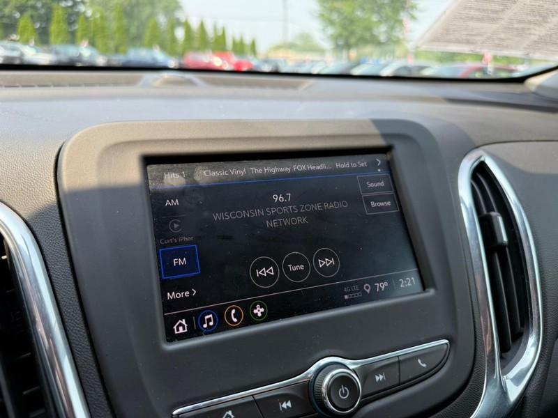 Chevrolet Equinox Vehicle Image 26