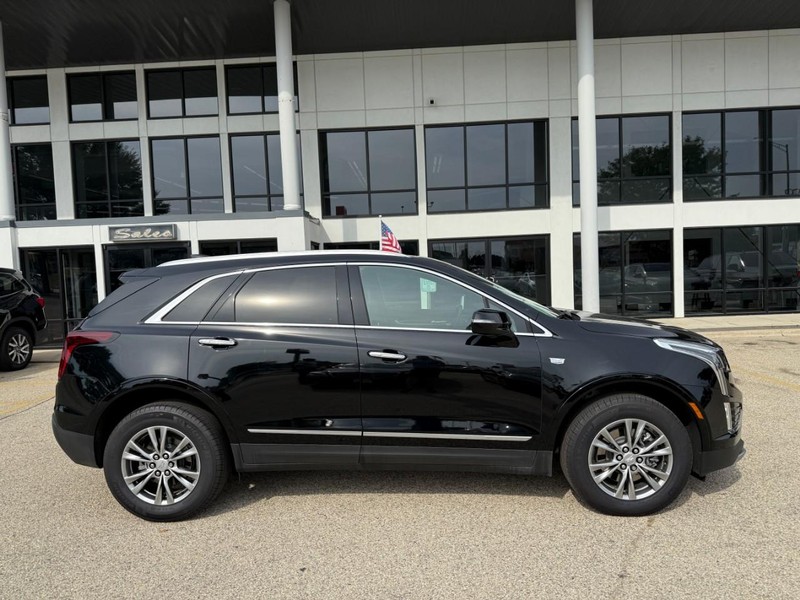 Cadillac XT5 Vehicle Image 04