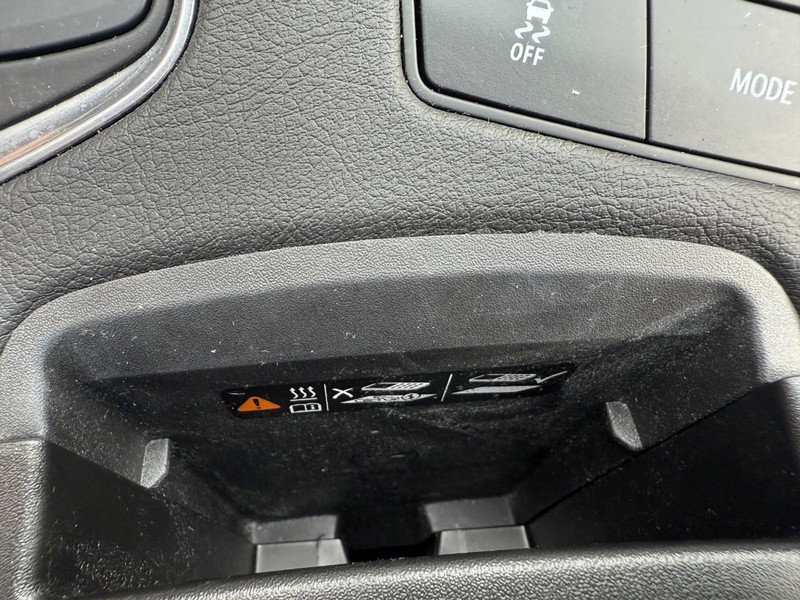 Cadillac XT5 Vehicle Image 36