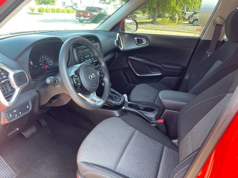 Kia Soul Vehicle Image 02