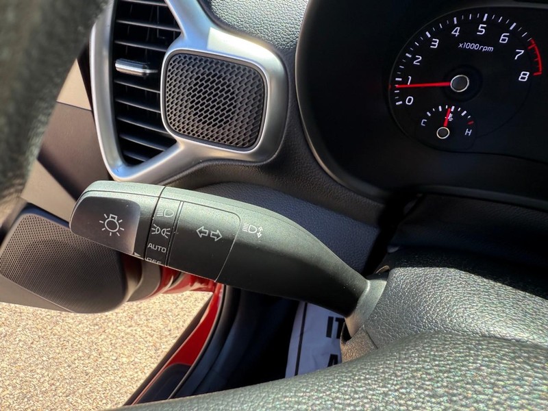 Kia Soul Vehicle Image 12