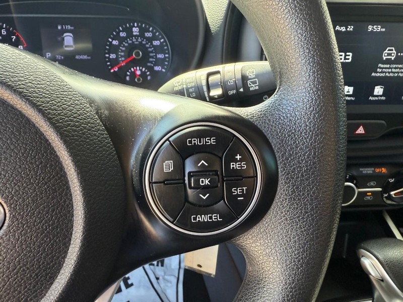 Kia Soul Vehicle Image 14
