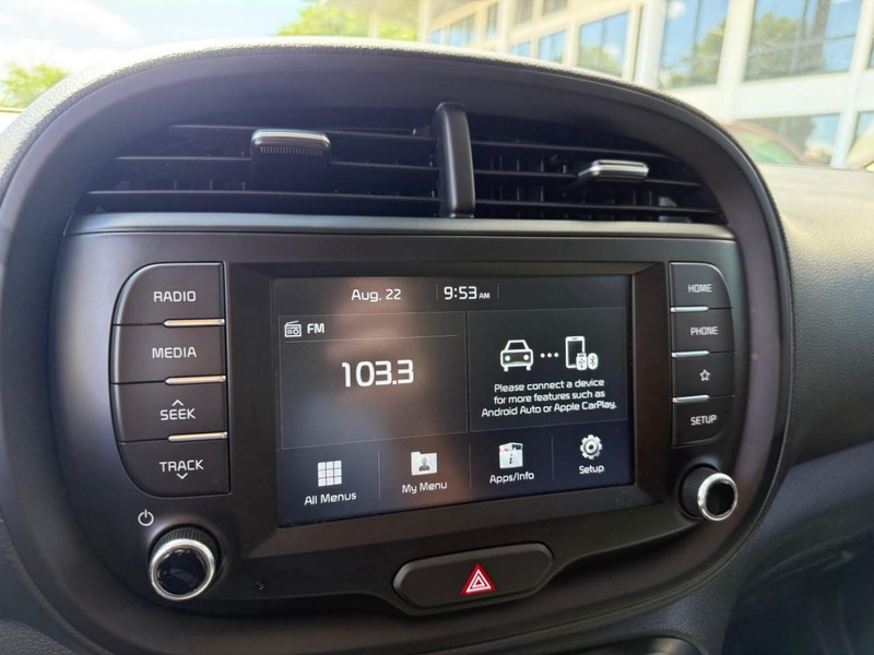 Kia Soul Vehicle Image 15