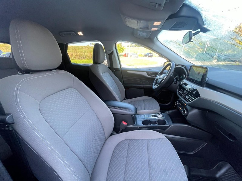 Ford Escape Vehicle Image 10