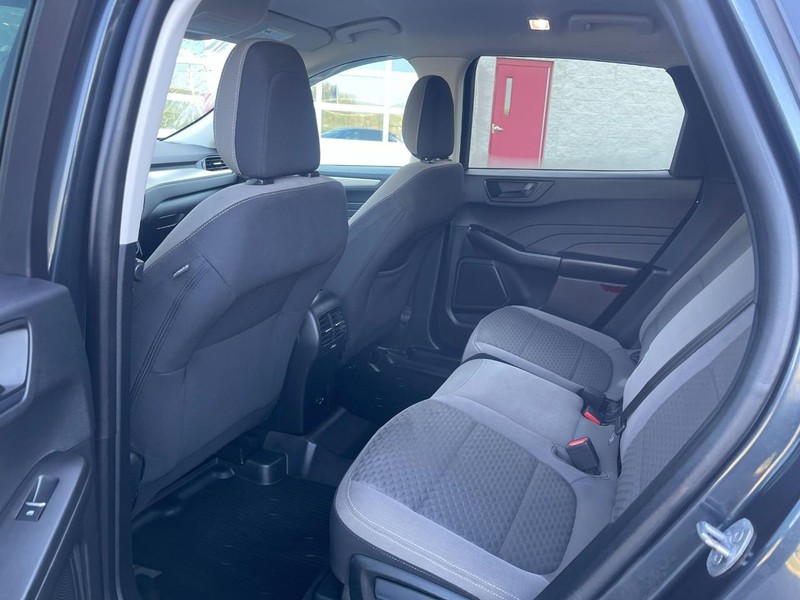 Ford Escape Vehicle Image 16