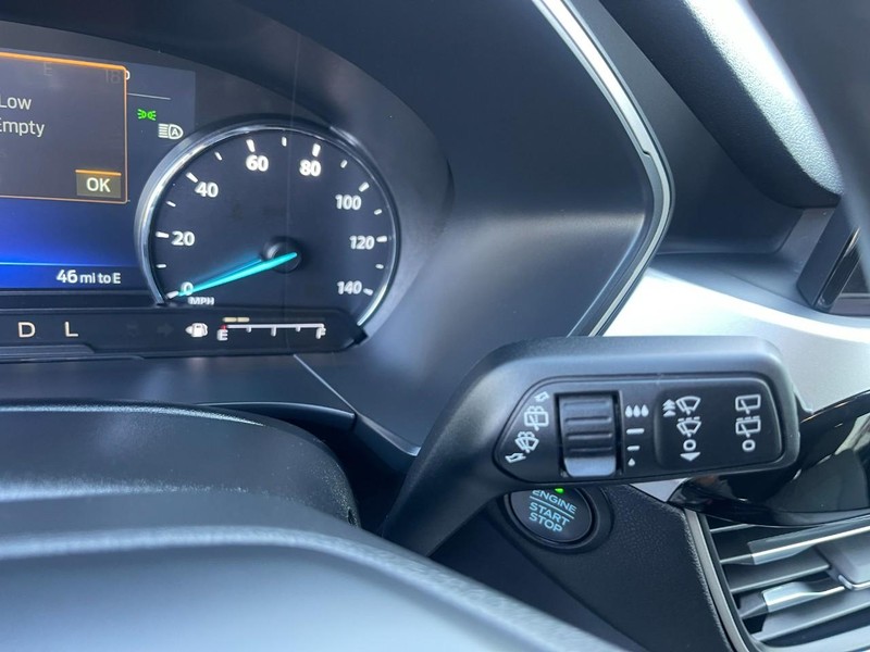 Ford Escape Vehicle Image 25