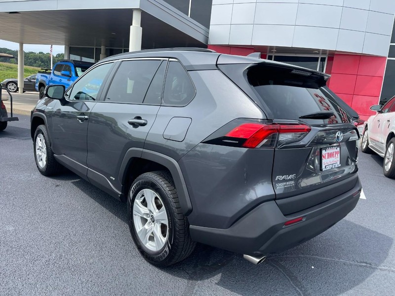 Toyota RAV4 Hybrid Vehicle Image 04