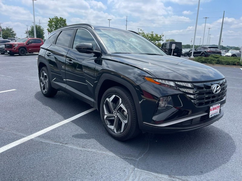 Hyundai Tucson Vehicle Image 02