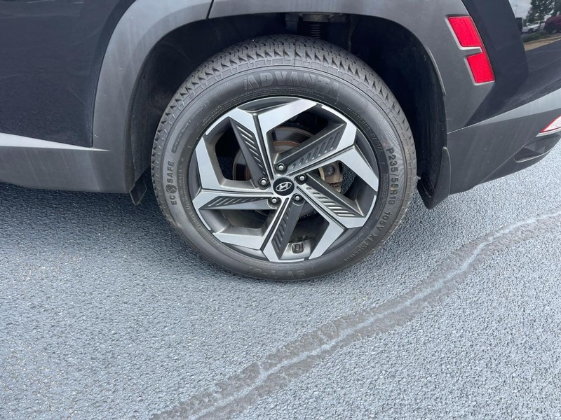 Hyundai Tucson Vehicle Image 05
