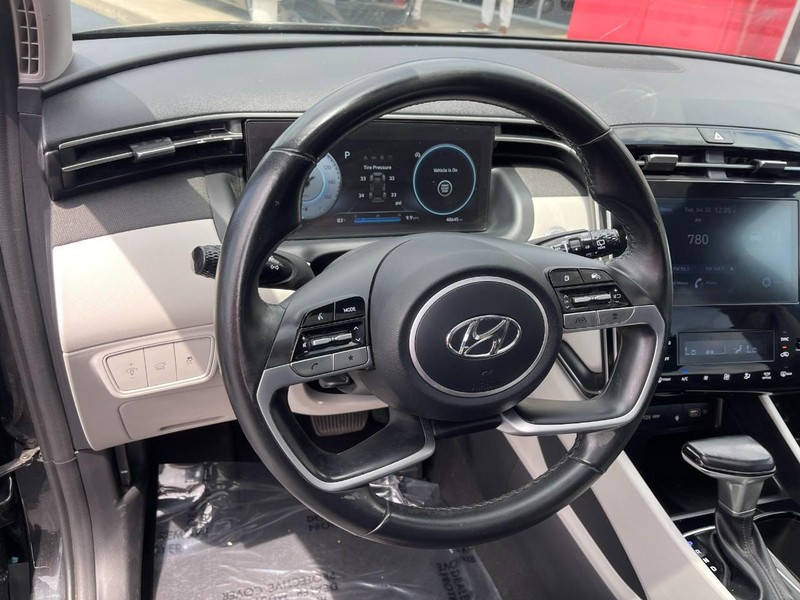 Hyundai Tucson Vehicle Image 23