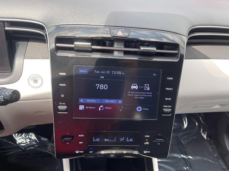 Hyundai Tucson Vehicle Image 26