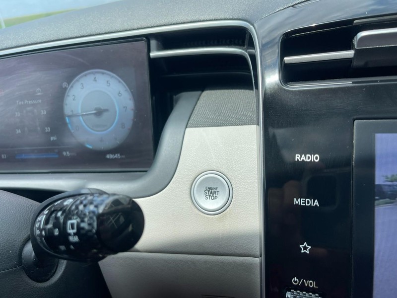 Hyundai Tucson Vehicle Image 28