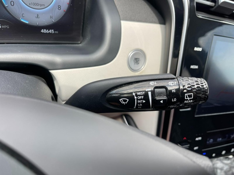 Hyundai Tucson Vehicle Image 32