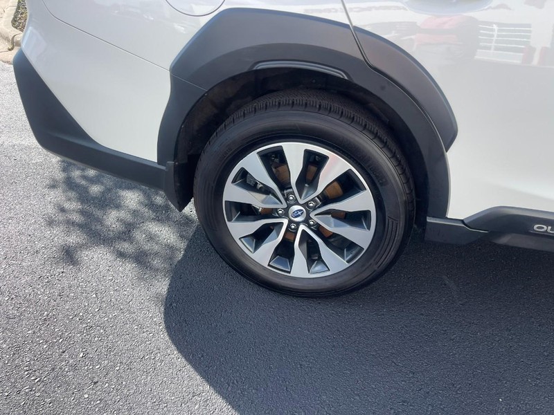 Subaru Outback Vehicle Image 08
