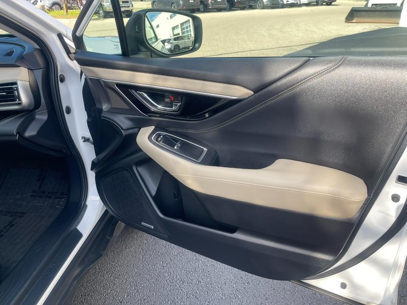 Subaru Outback Vehicle Image 12