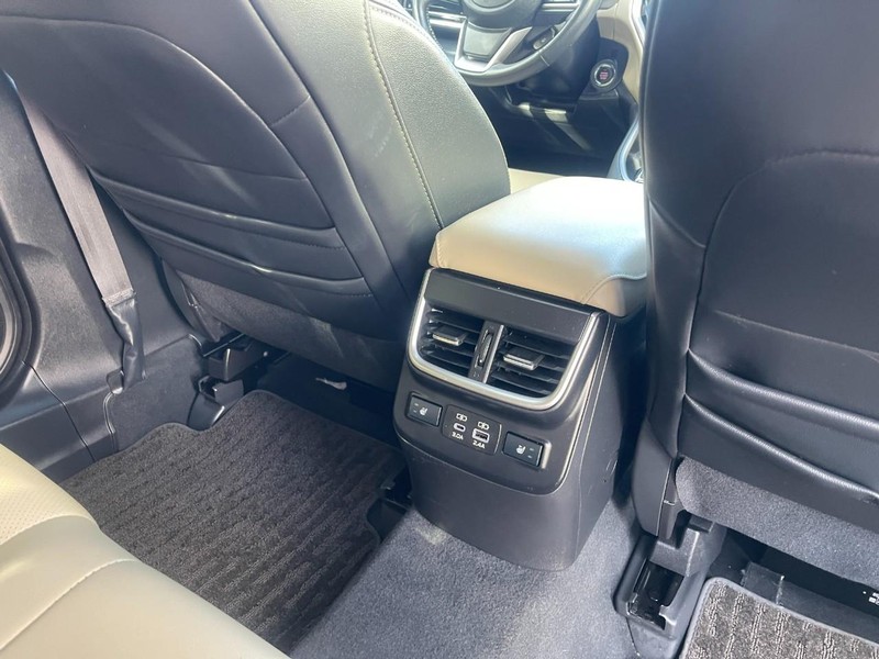 Subaru Outback Vehicle Image 14
